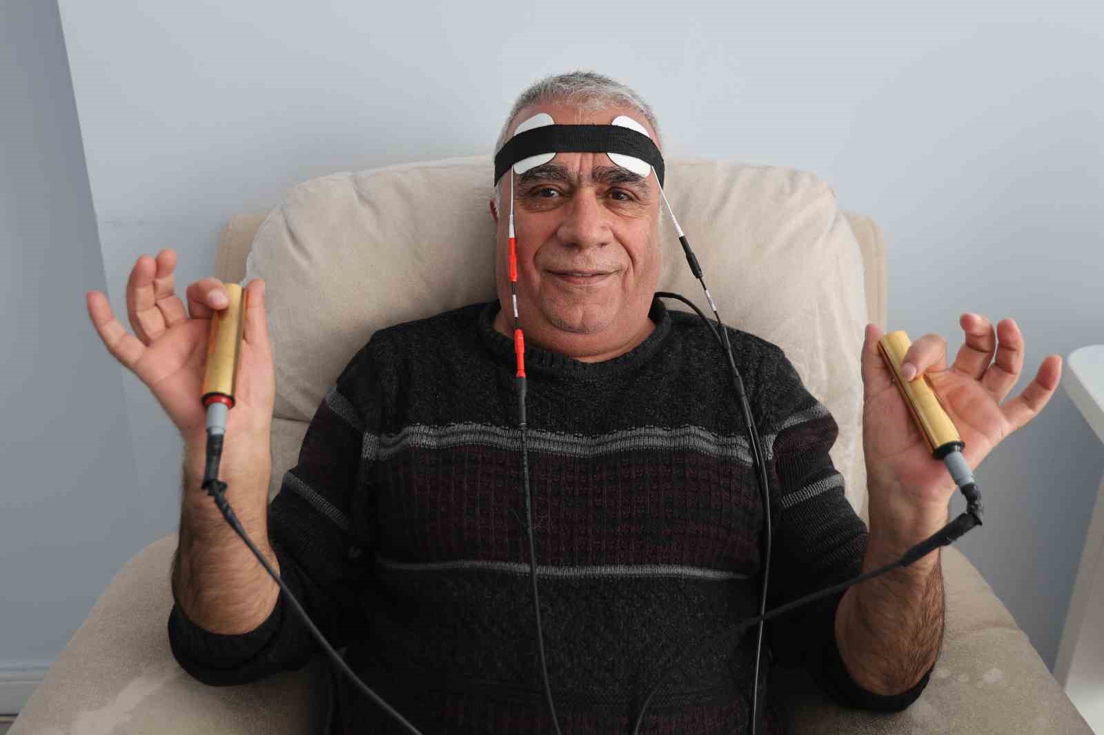 Zararın neresinden dönülürse kârdır dedi, 50 yıl içtiği sigarayı bıraktı 4 zararin neresinden donulurse k rdir dedi 50 yil ictigi sigarayi birakti 0 rqSwJ2kp