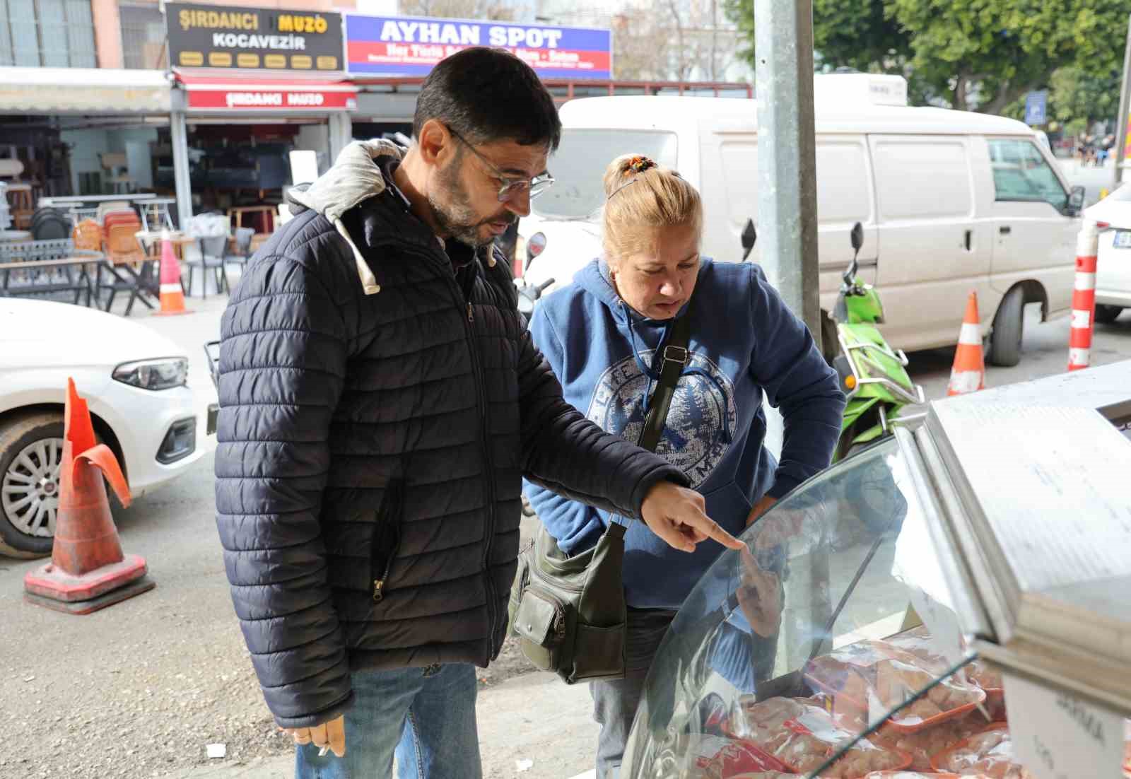zehirlenmeler tavuk fiyatlarini baskiladi 9 JQnu3Imw
