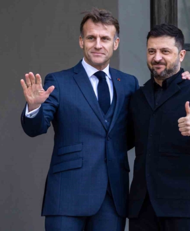 zelenskiy-1-aralikta-pariste-macron-ile-bir-araya-gelecek-UMMG2BaX.jpg
