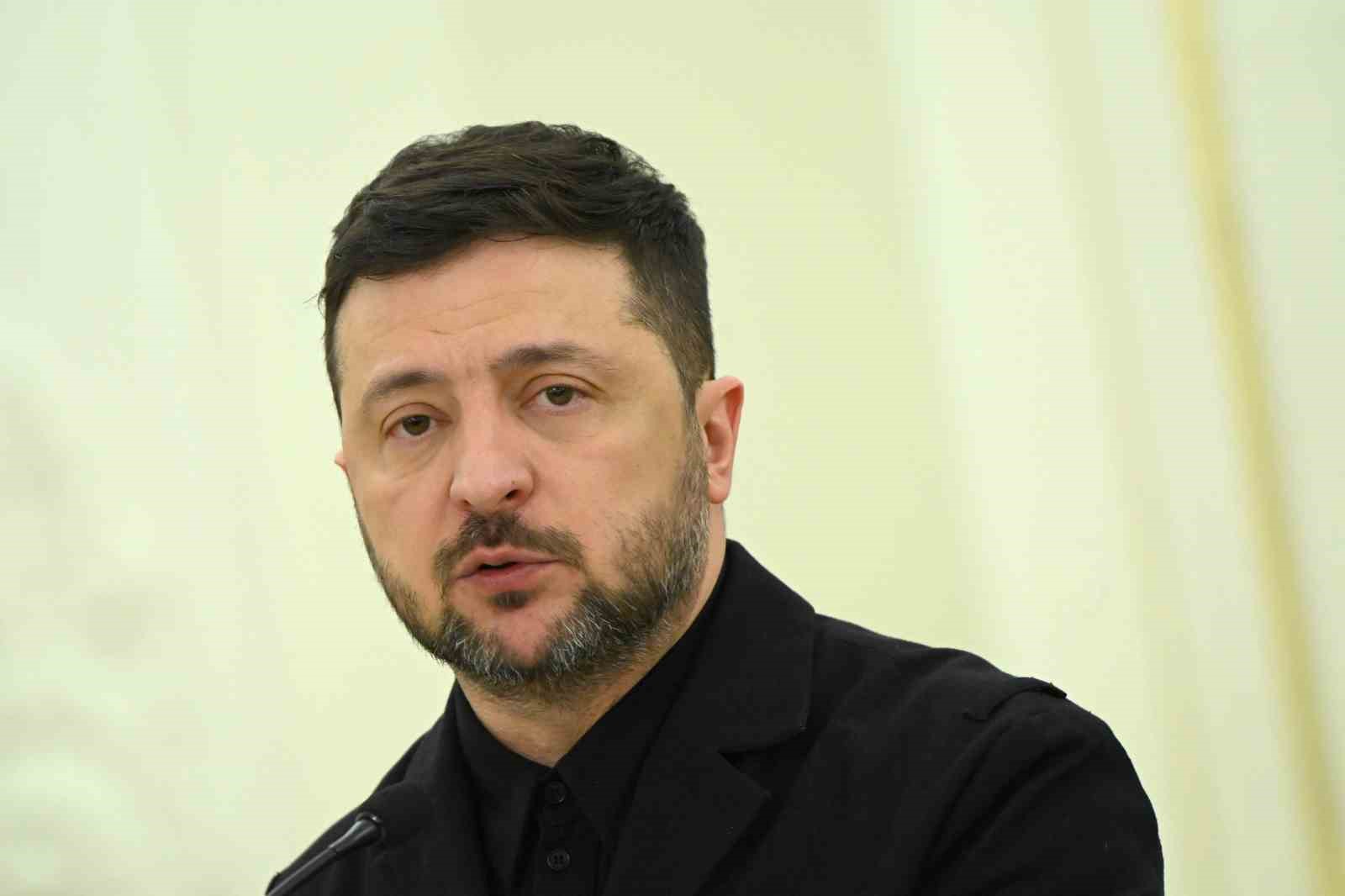 zelenskiy abd 1 hafta icinde rusya ile miamide yeni gorusme yapilmasini onerdi 0 sgNbSVXR