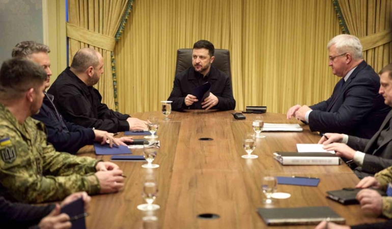 zelenskiy-abd-ukrayna-gorusmesinde-cenevre-belgesinde-duzeltmeler-yapildi-8UNTsMrb.jpg