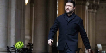 zelenskiy-abdnin-yardimiyla-ukraynada-3-ay-icinde-secim-duzenlenebilir-42HGKGX1.jpg