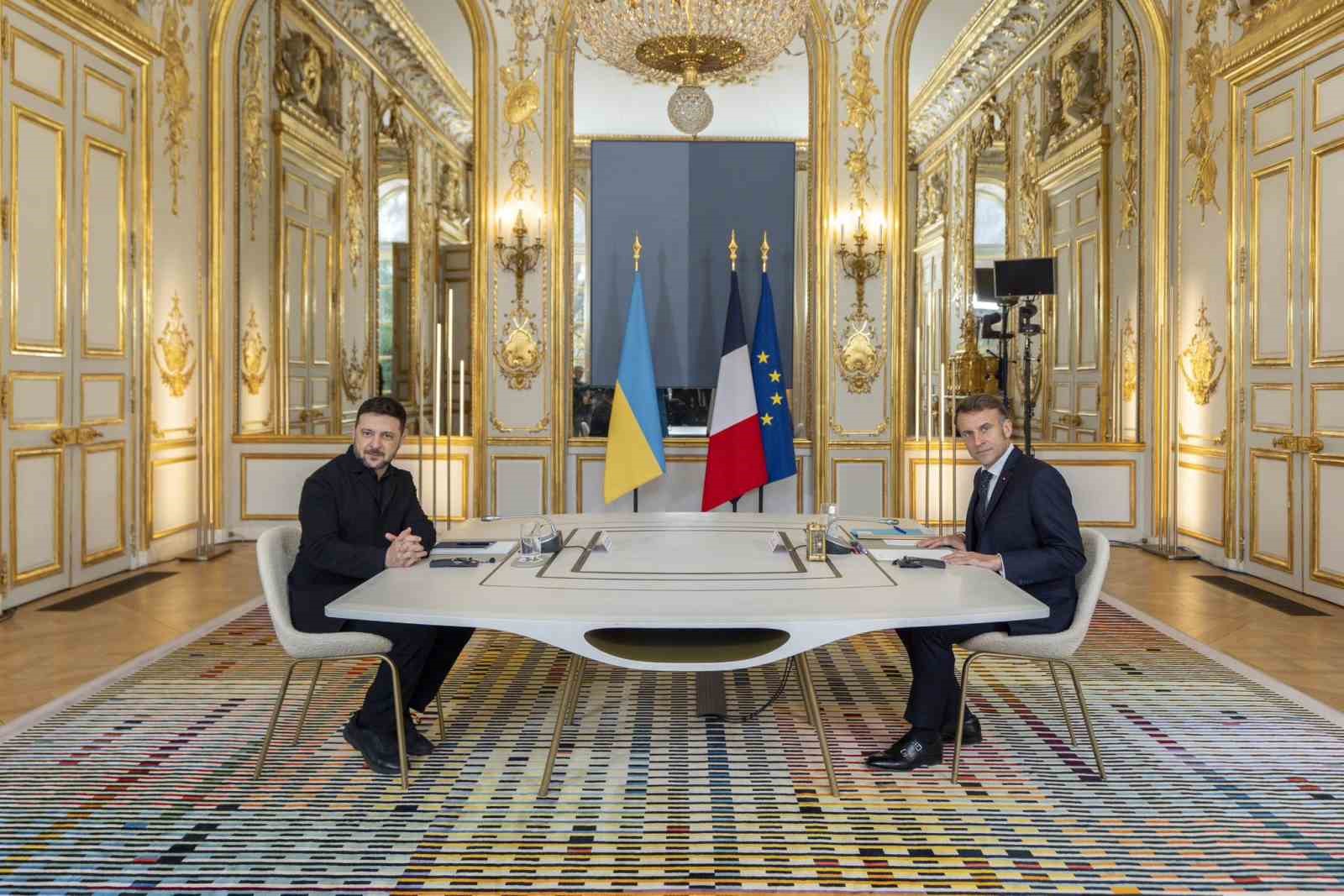 zelenskiy macron ile bir araya geldi 2 wVJc5QYA