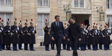 zelenskiy-macron-ile-bir-araya-geldi-eBzlQ9ZW.jpg