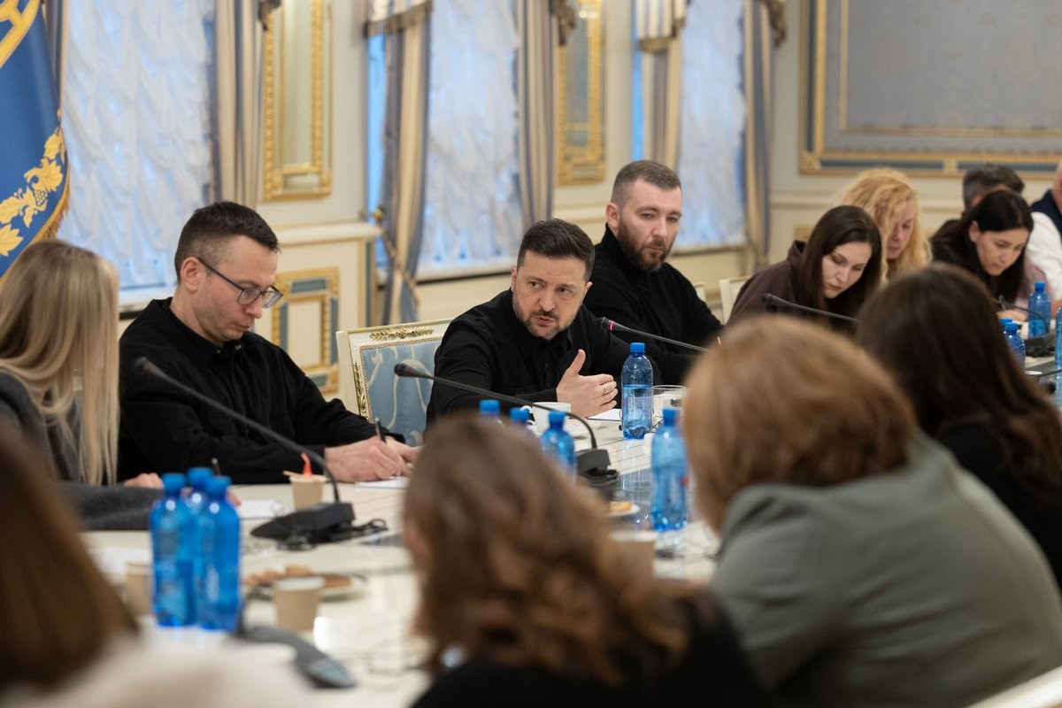 zelenskiy ukraynali uzmanlar orta dogudaki cesitli ulkelerde irana ait ihalari dusurdu 0 eOPJYaBj