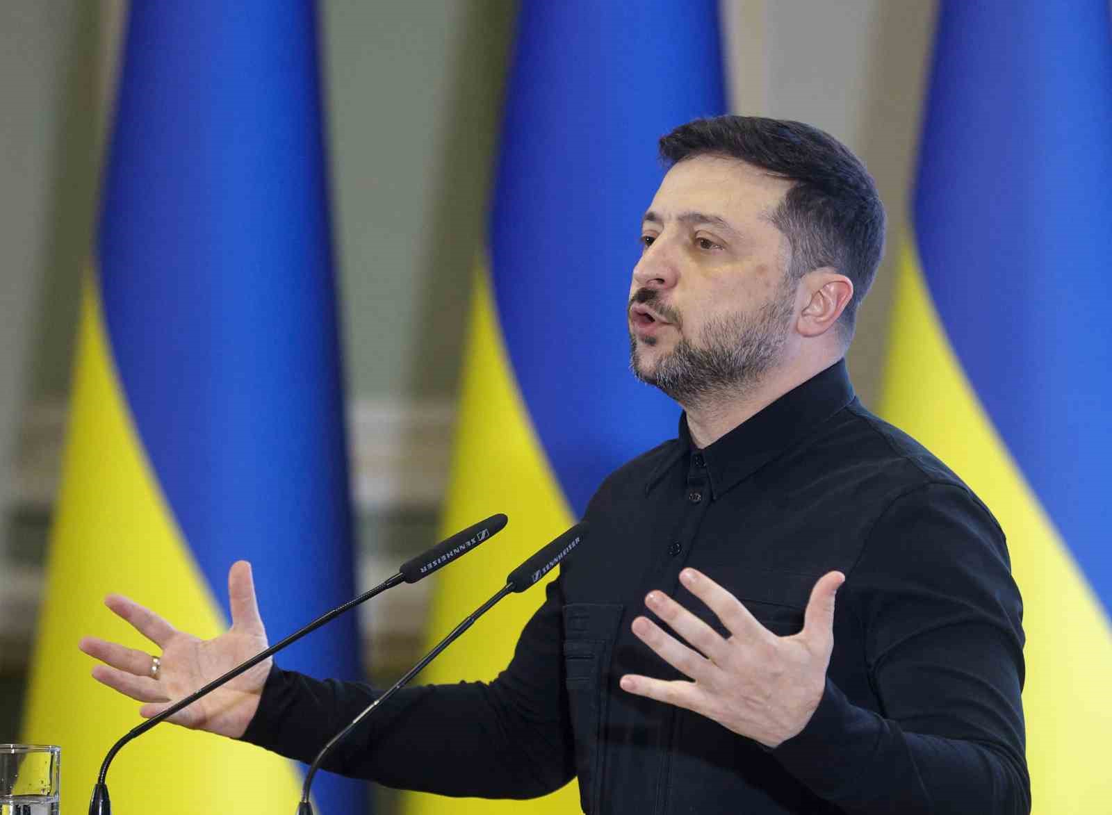 zelenskiyden ukraynada baris aciklamasi yeni yil oncesinde bircok karar alinabilir 0