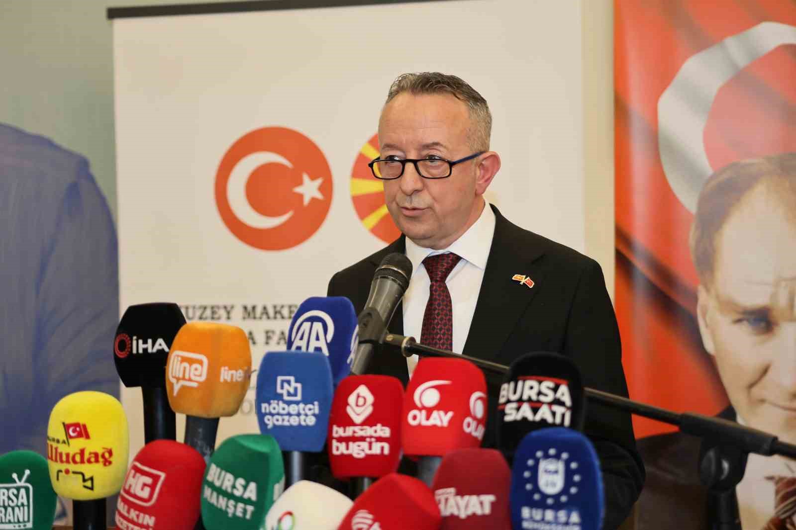 zer i nab tezhip sergisi bursada ziyarete acildi 2 gtesbyjK