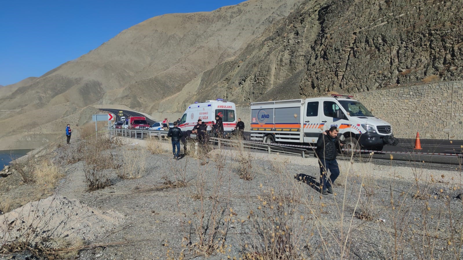 zernek barajina arac uctu arama kurtarma calismalari baslatildi 3 PcG7kzPd