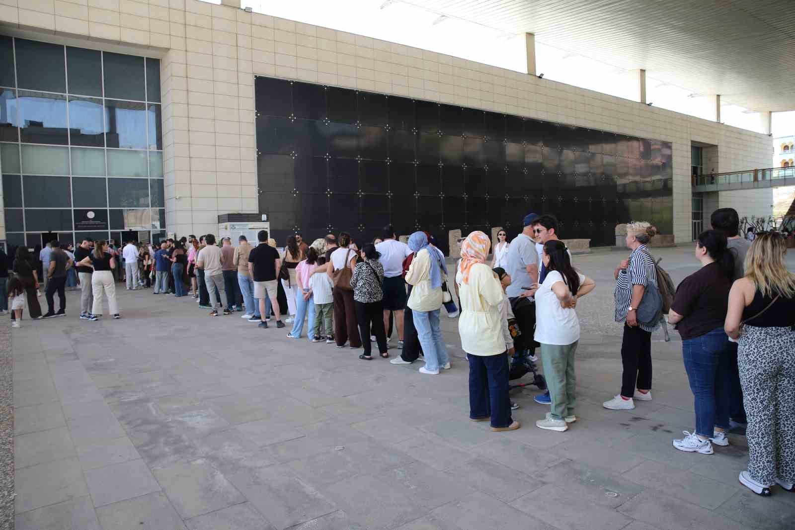 zeugma mozaik muzesi bayramda ziyaretci akinina ugradi 5 nGQansmg