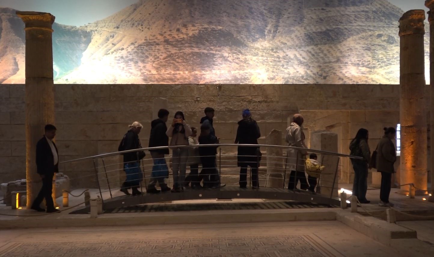 zeugma mozaik muzesinde bayram yogunlugu 1 cO5wOIjS