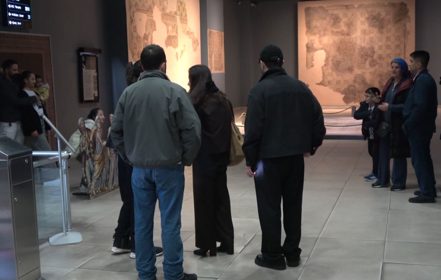 zeugma mozaik muzesinde bayram yogunlugu 4 4GHwHmuT