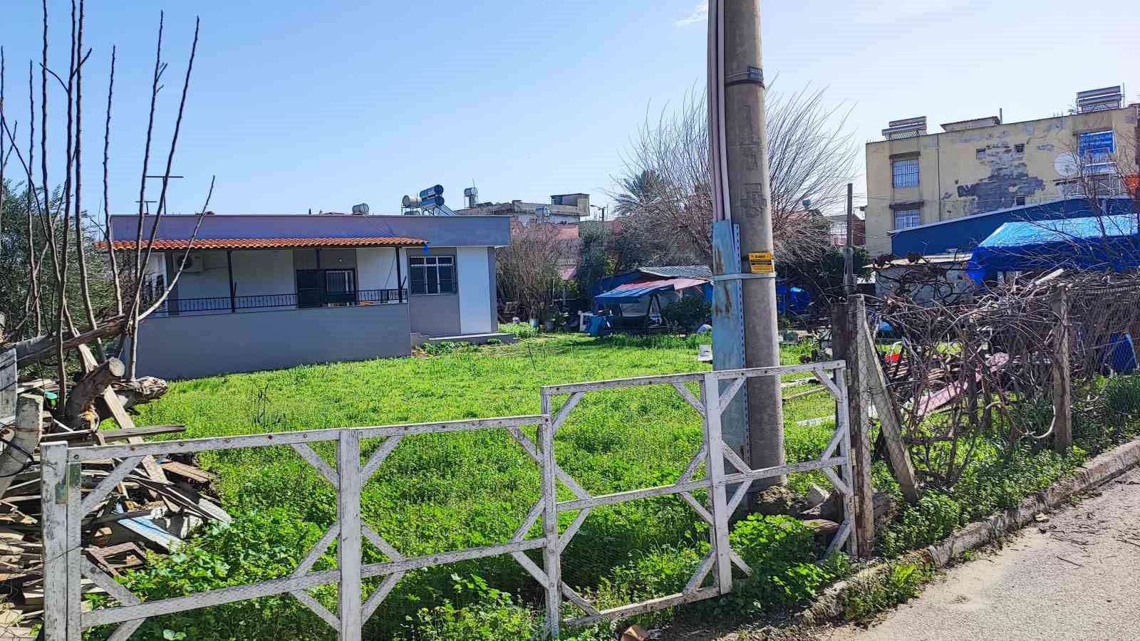 zeydan karalarin teyzesinin vekalet verdigi sahis kacak ev yaptirdi 2 B436JL2n