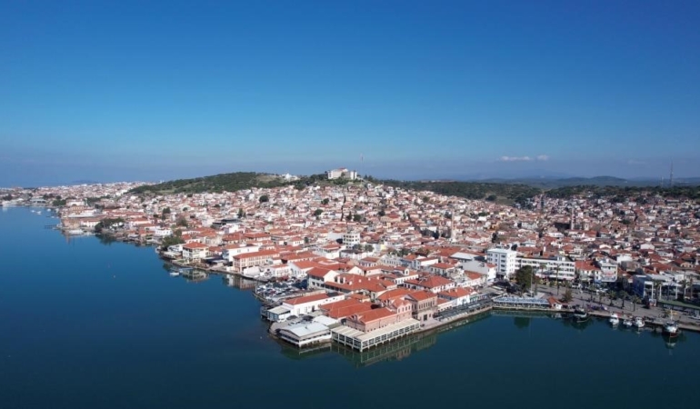 zeytin-hasadiyla-tatil-bulustu-ayvalik-ara-tatilin-gozdesi-oldu-lBbGX8Ii.jpg