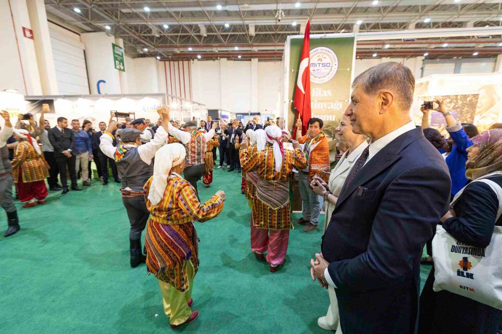 zeytin sektorunun buyuk bulusmasi izmirde basladi 5 ym5wzr2R