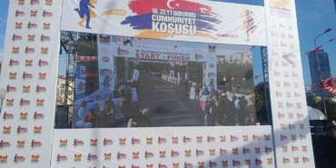 zeytinburnu-uluslararasi-cumhuriyet-kosusu-bin-707-yarismaciyla-gerceklesti-NZOEv1Hd.jpg