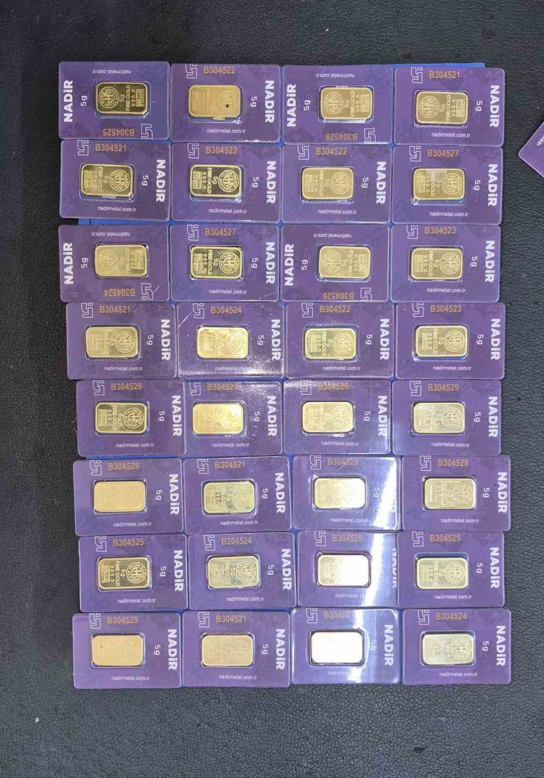 zeytinburnunda 28 milyon lira degerinde sahte altin ele gecirildi 5 d239CjIT