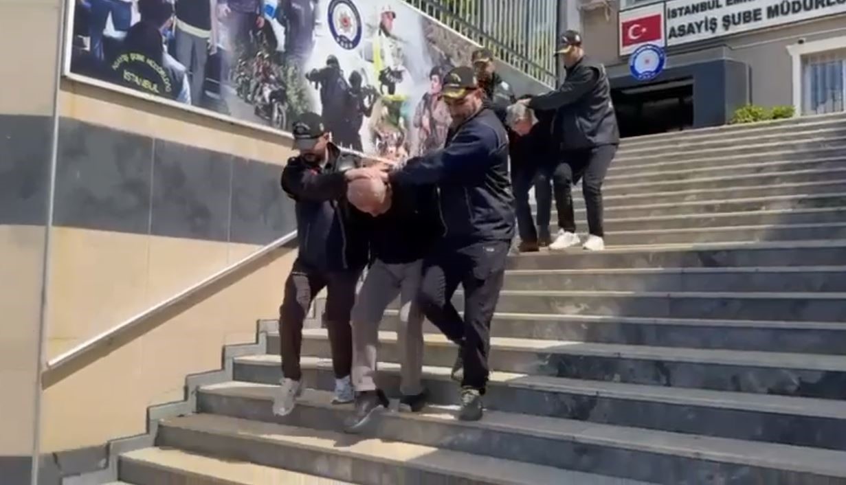 zeytinburnunda eski esini ve kizini olduren zanli tutuklandi 3 WGzyNCtb