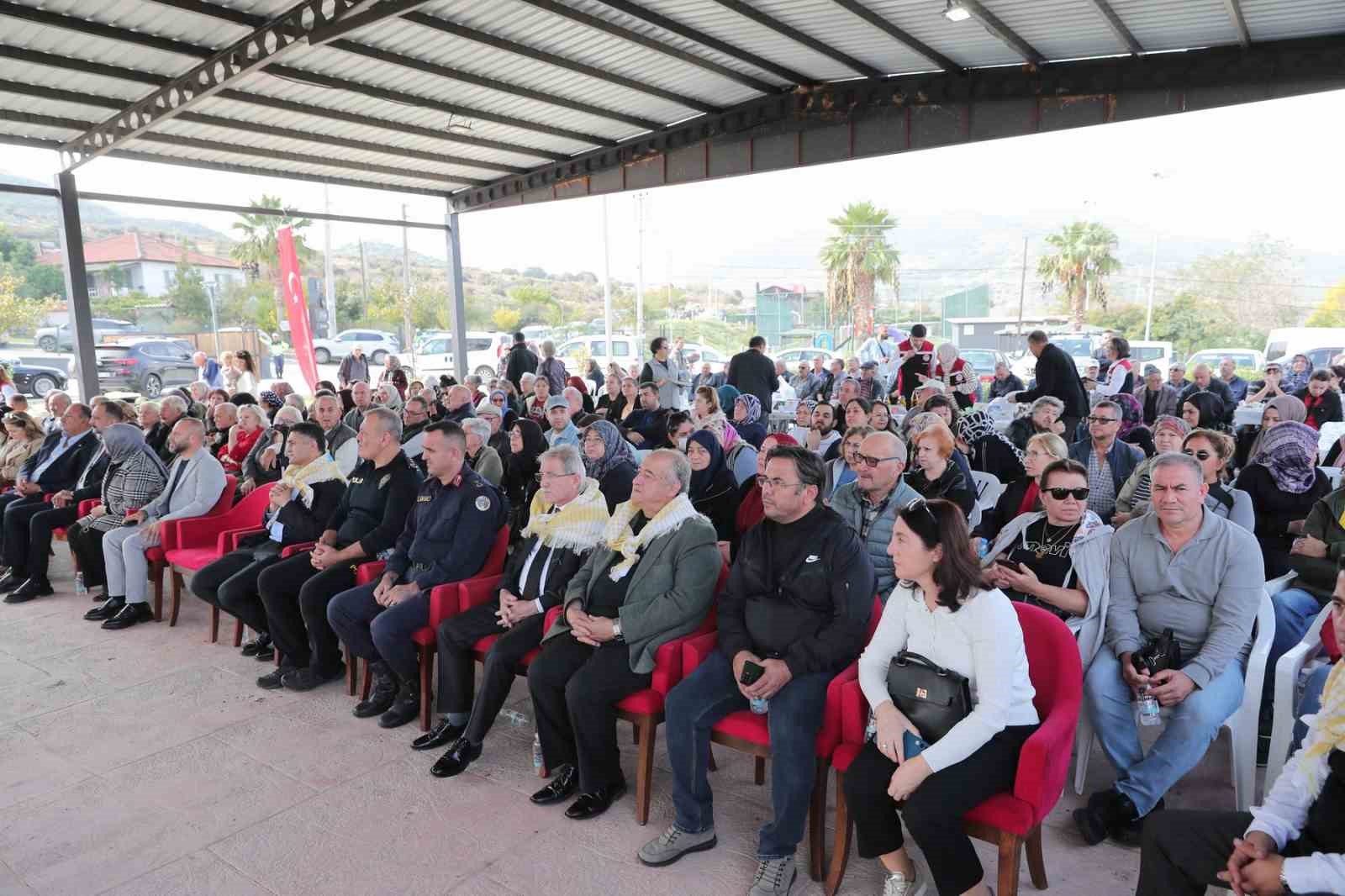 zeytinin yolculugu aliagada senlikle kutlandi 13 RIldT5ZW