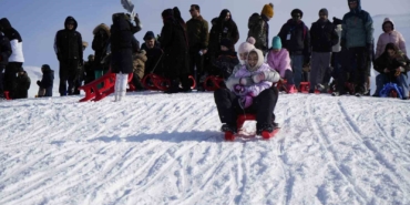 zigana-kayak-merkezinde-somestr-tatiliyle-birlikte-yogunluk-yasandi-7GTHZxVl.jpg