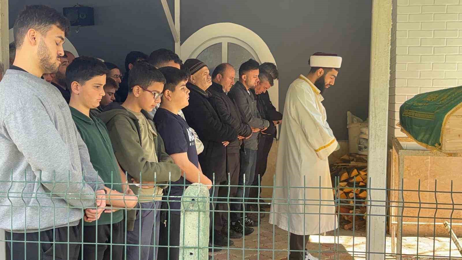 zihinsel engelli anne ve 2 oglu ortada kaldi 5 79wRXLni
