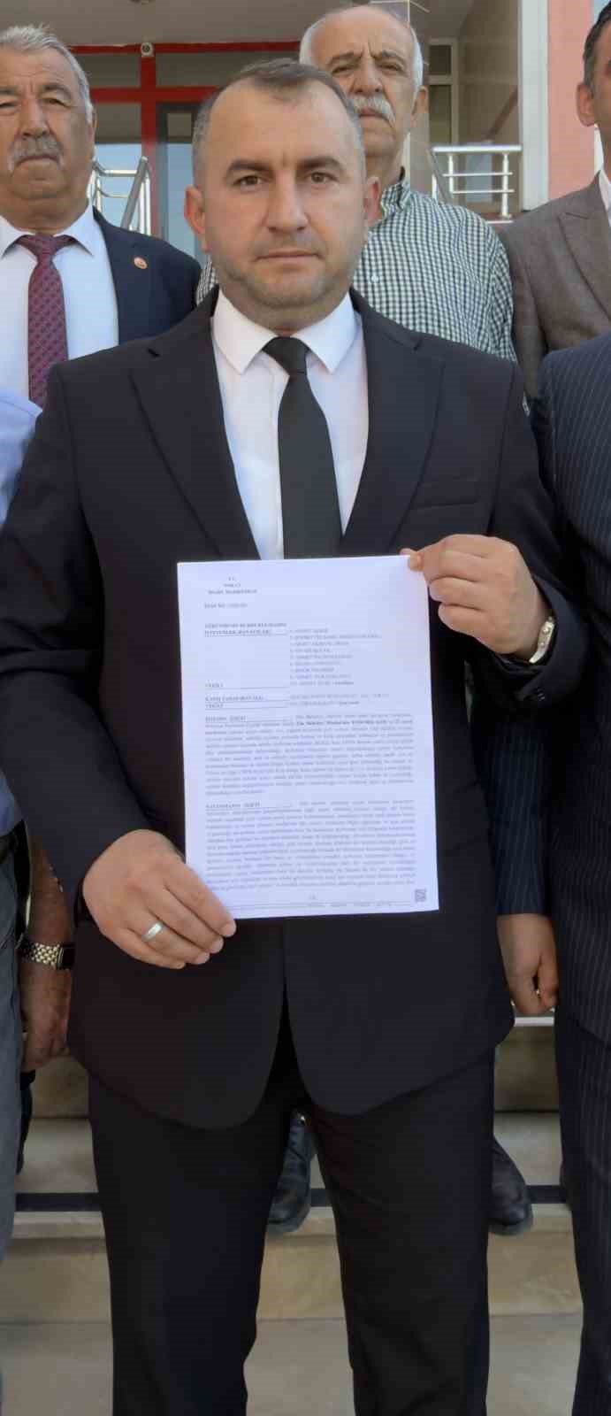 Zile’de başkan vekilliği seçimiyle ilgili mahkemeden yürütmeyi durdurma kararı 6 zilede baskan vekilligi secimiyle ilgili mahkemeden yurutmeyi durdurma karari 2 kJfa43Jt