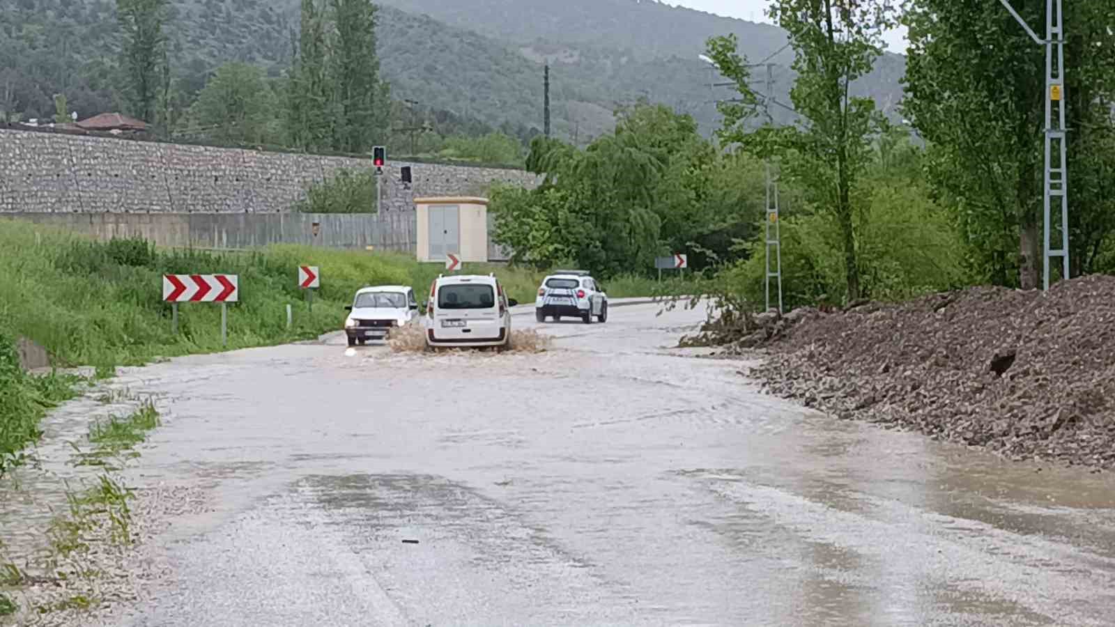 zilede belpinar baraji tasti yollar gole dondu 1 OCH2cn7G