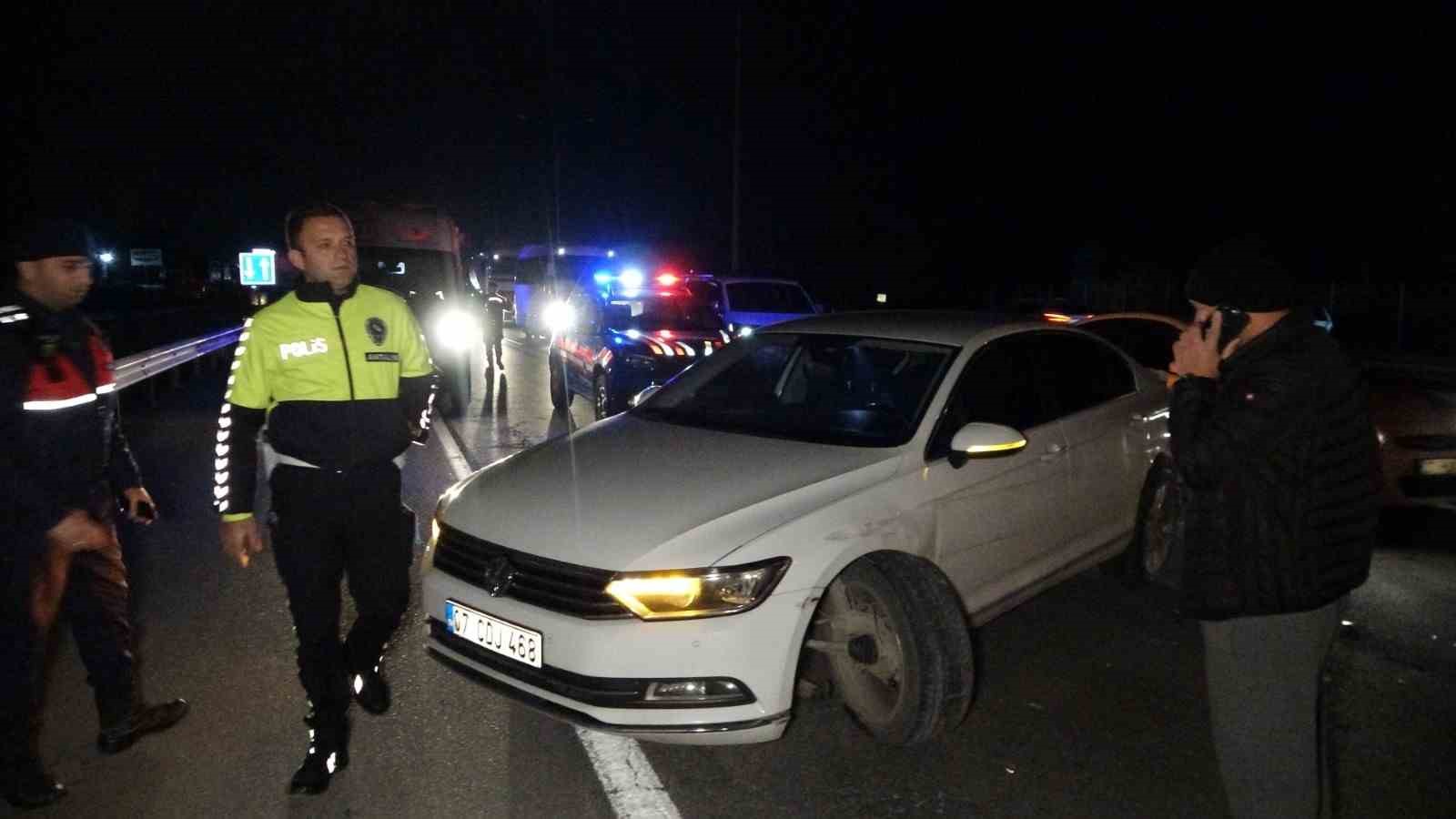 zincirleme kazada 3 surucuden 2si ehliyetsiz 1i hem ehliyetsiz hem alkollu cikti 1 3QkQFHEe