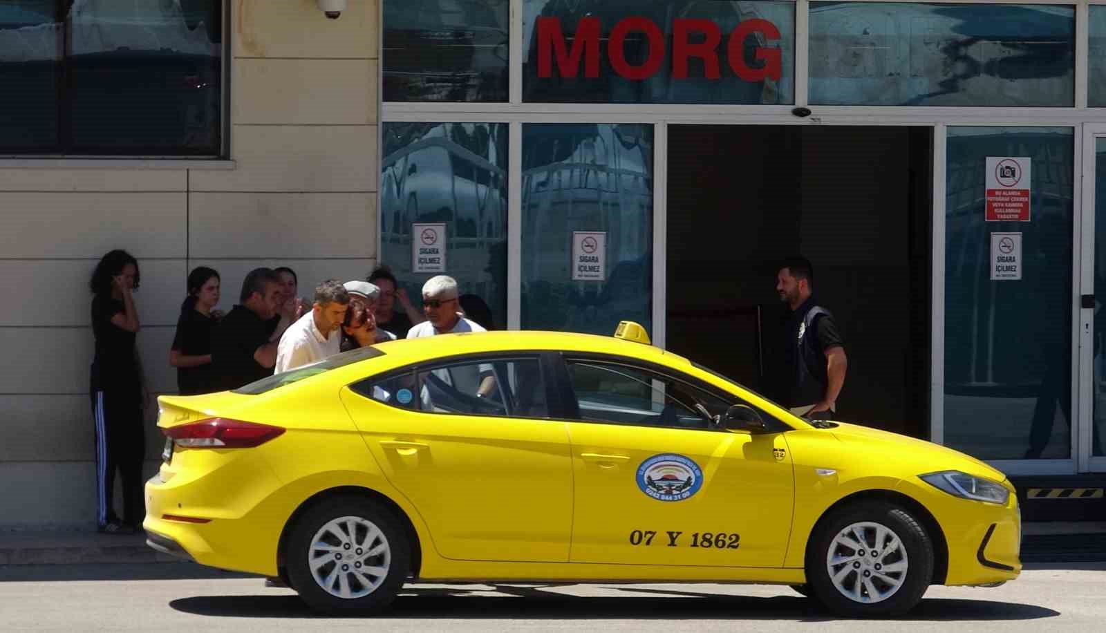 Zıpkınla balık avlarken kayalıklara sıkışarak hayatını kaybetti 8 zipkinla balik avlarken kayaliklara sikisarak hayatini kaybetti 4 zsjyWqaH