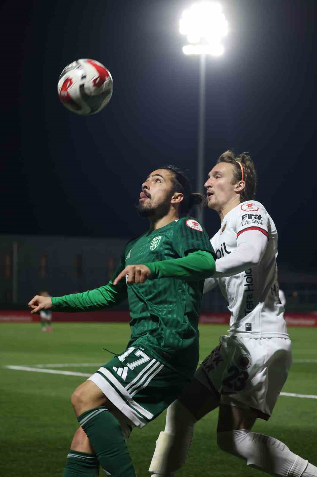 ziraat turkiye kupasi aliaga fk 0 genclerbirligi 0 ilk yari 9 ubBHva38