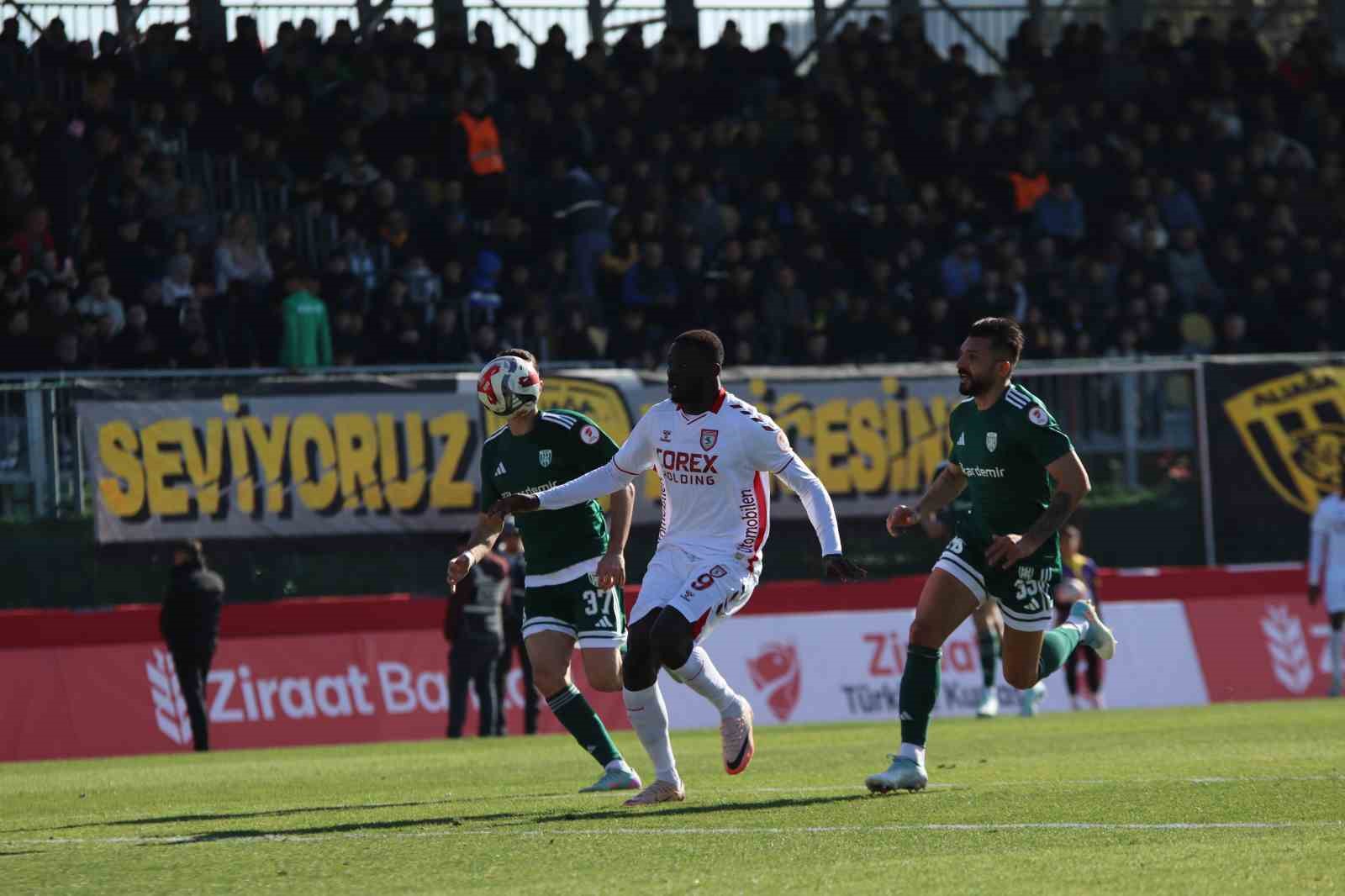 ziraat turkiye kupasi aliaga fk 1 samsunspor 4 ilk yari 11 FY1VryOM