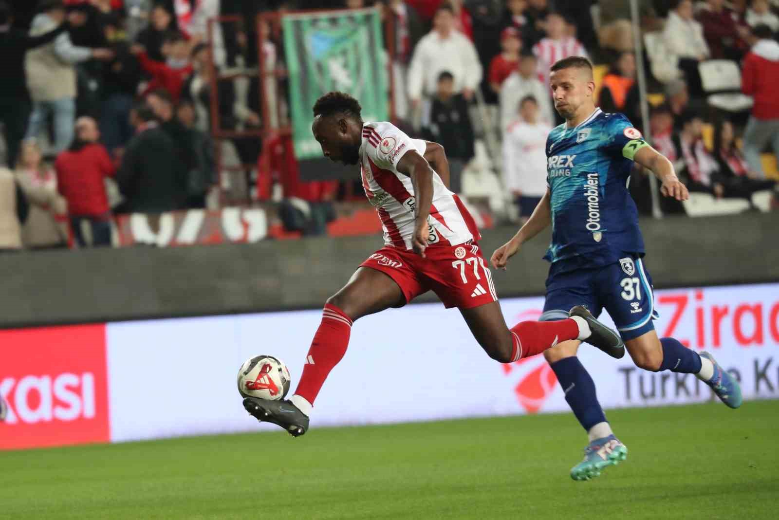 Ziraat Türkiye Kupası: Antalyaspor: 0 - Samsunspor: 0 (İlk yarı) 4 ziraat turkiye kupasi antalyaspor 0 samsunspor 0 ilk yari 0 fVPPV7Dr