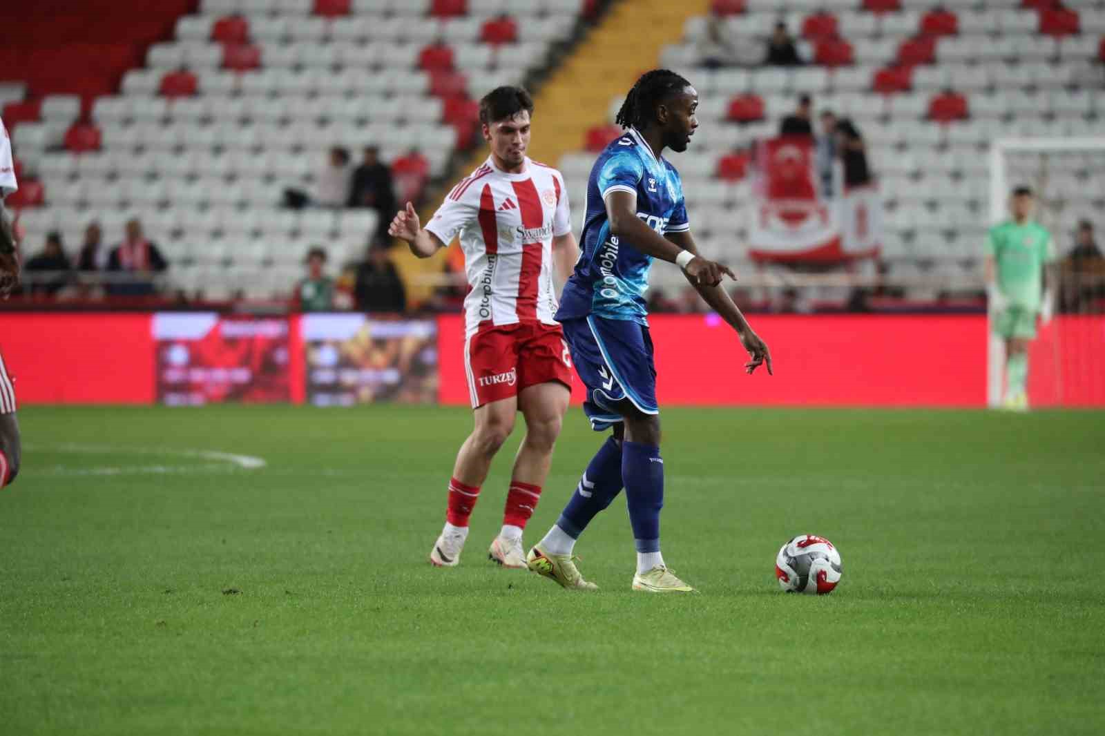 Ziraat Türkiye Kupası: Antalyaspor: 0 - Samsunspor: 0 (İlk yarı) 7 ziraat turkiye kupasi antalyaspor 0 samsunspor 0 ilk yari 3 eUdZy9mu