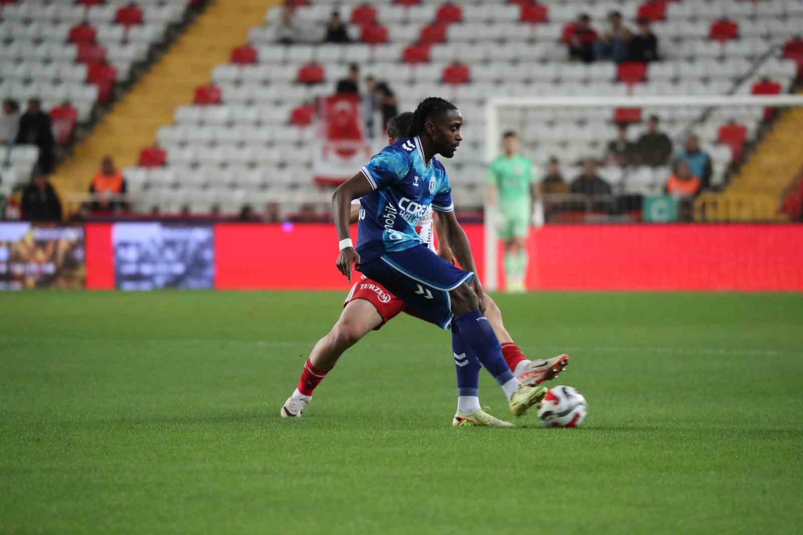 Ziraat Türkiye Kupası: Antalyaspor: 0 - Samsunspor: 0 (İlk yarı) 8 ziraat turkiye kupasi antalyaspor 0 samsunspor 0 ilk yari 4 bFRThf6d