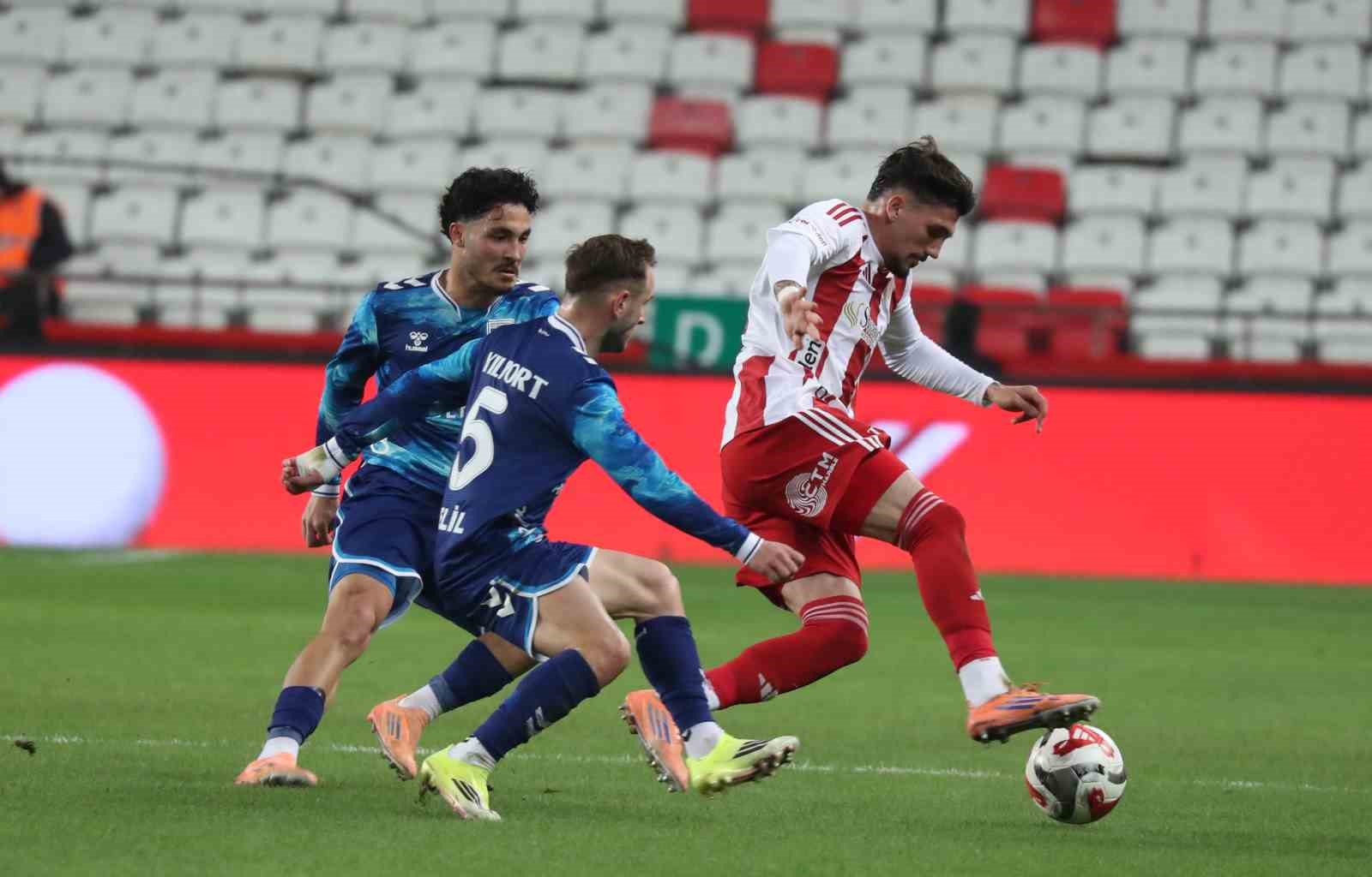 Ziraat Türkiye Kupası: Antalyaspor: 0 - Samsunspor: 2 (Maç sonucu) 5 ziraat turkiye kupasi antalyaspor 0 samsunspor 2 mac sonucu 1 edbMz6Of