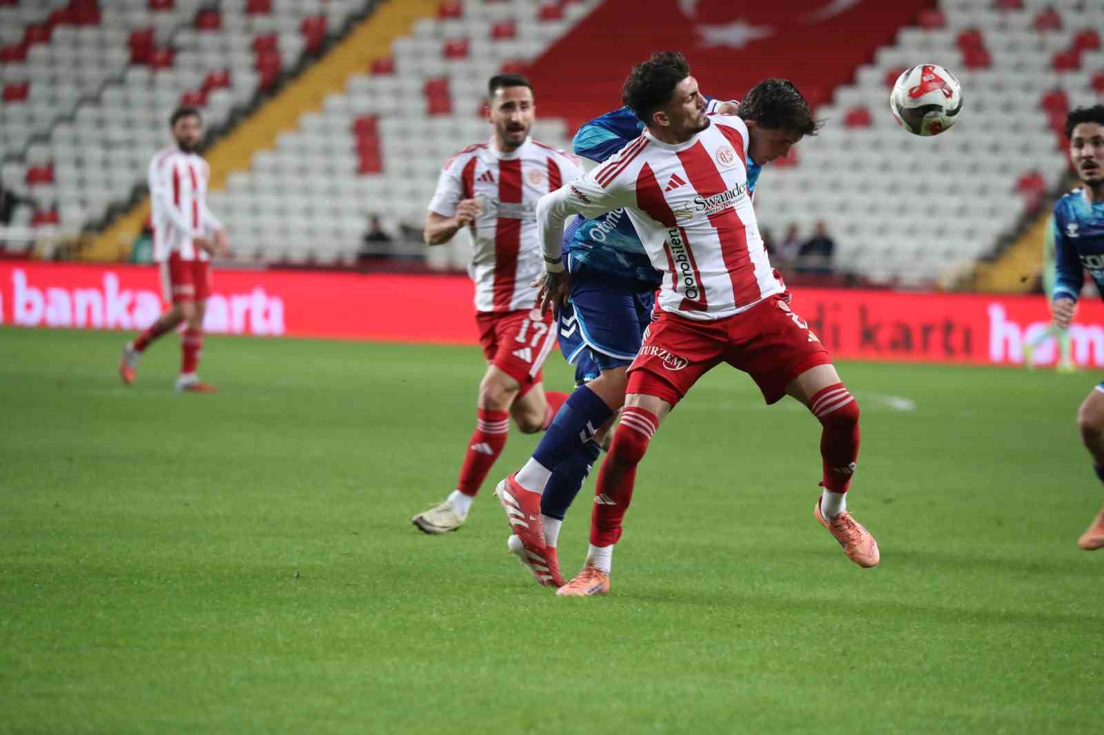Ziraat Türkiye Kupası: Antalyaspor: 0 - Samsunspor: 2 (Maç sonucu) 6 ziraat turkiye kupasi antalyaspor 0 samsunspor 2 mac sonucu 2 ukeDXjYK