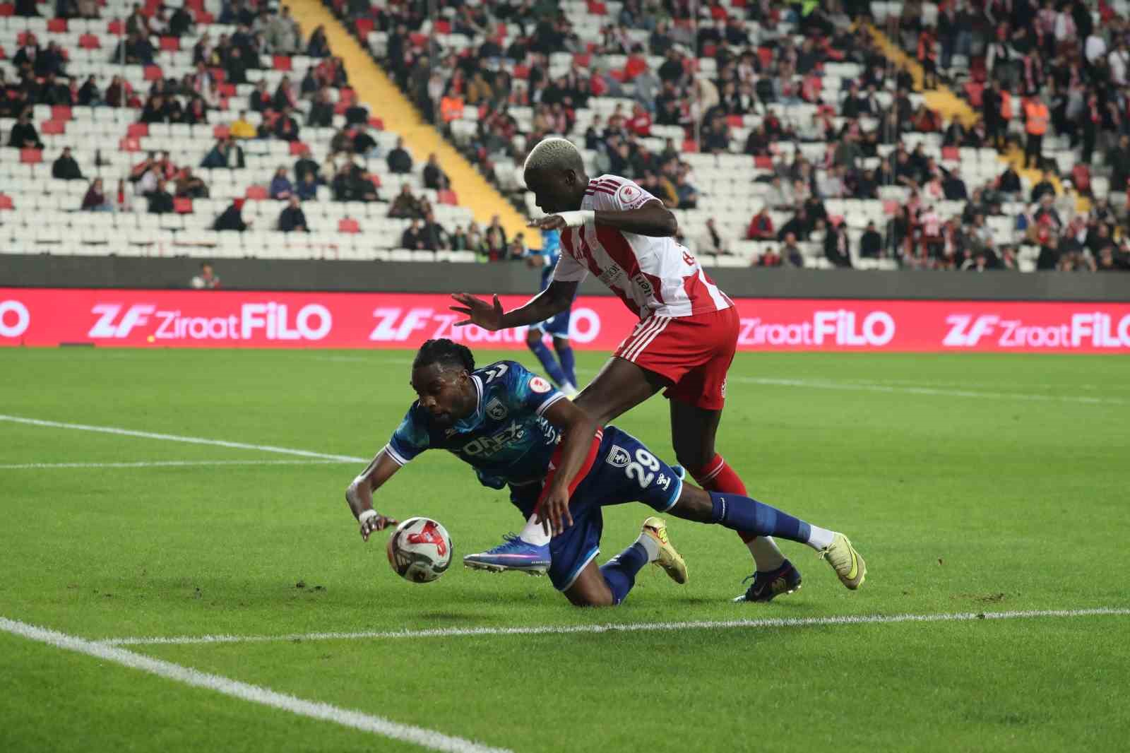 Ziraat Türkiye Kupası: Antalyaspor: 0 - Samsunspor: 2 (Maç sonucu) 9 ziraat turkiye kupasi antalyaspor 0 samsunspor 2 mac sonucu 5