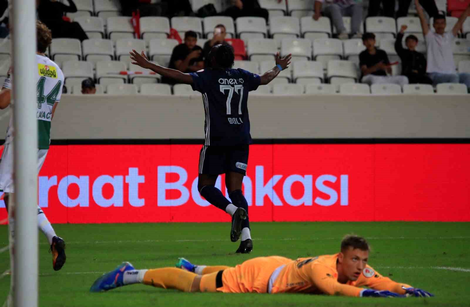 Ziraat Türkiye Kupası: Antalyaspor: 3 - Bursaspor: 0 22 ziraat turkiye kupasi antalyaspor 3 bursaspor 0 18 Pa4kcKAU