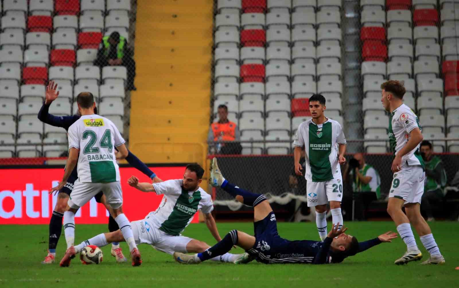 Ziraat Türkiye Kupası: Antalyaspor: 3 - Bursaspor: 0 25 ziraat turkiye kupasi antalyaspor 3 bursaspor 0 21 MNZMaI26