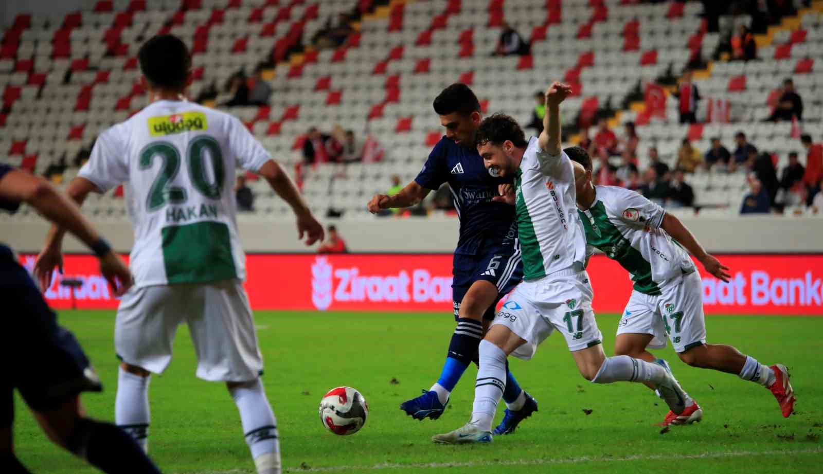 Ziraat Türkiye Kupası: Antalyaspor: 3 - Bursaspor: 0 7 ziraat turkiye kupasi antalyaspor 3 bursaspor 0 3 NwqGFz6c