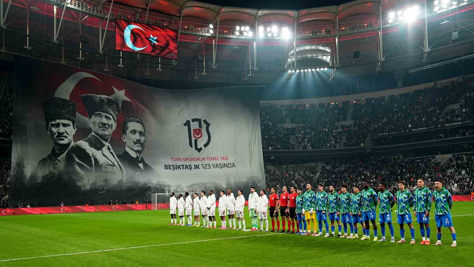 Ziraat Türkiye Kupası: Beşiktaş: 0 - Çaykur Rizespor: 0 (Maç devam ediyor) 11 ziraat turkiye kupasi besiktas 0 caykur rizespor 0 mac devam ediyor 7 aqayRl9W