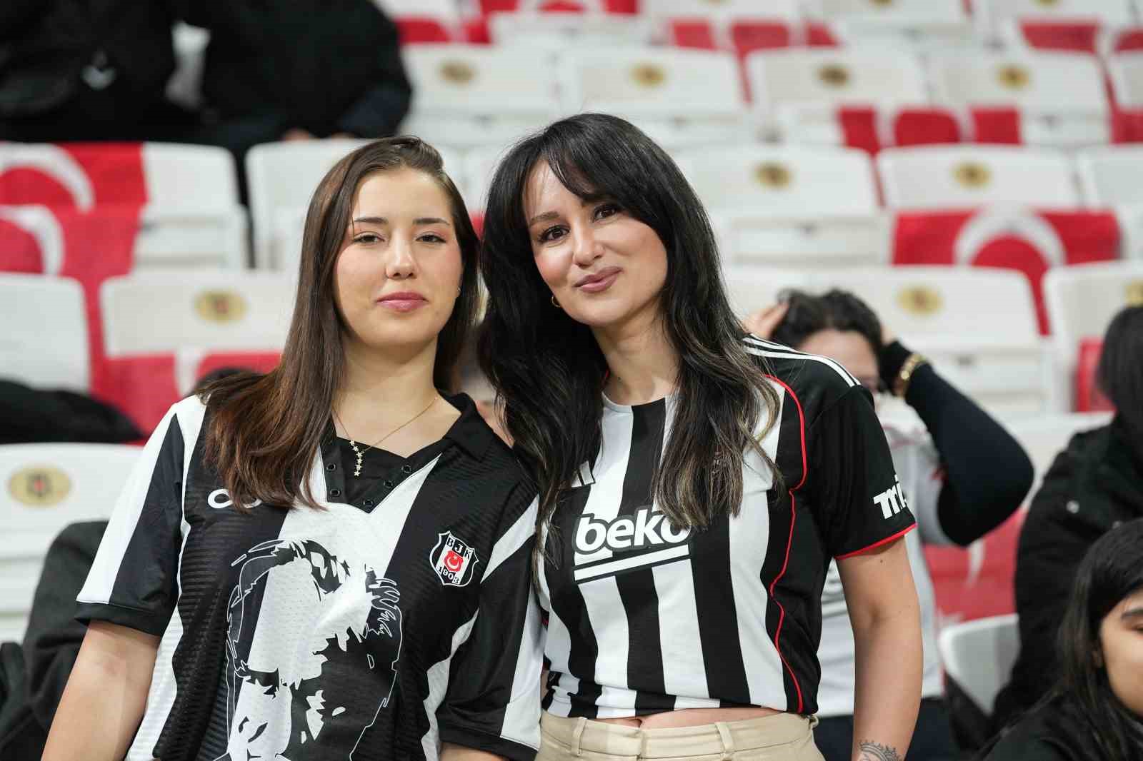 Ziraat Türkiye Kupası: Beşiktaş: 0 - Corendon Alanyaspor: 0 (Maç devam ediyor) 5 ziraat turkiye kupasi besiktas 0 corendon alanyaspor 0 mac devam ediyor 1