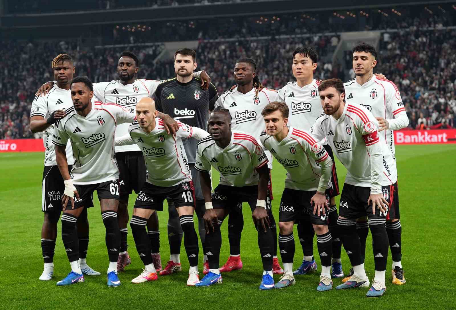 Ziraat Türkiye Kupası: Beşiktaş: 0 - Corendon Alanyaspor: 0 (Maç devam ediyor) 26 ziraat turkiye kupasi besiktas 0 corendon alanyaspor 0 mac devam ediyor 22 bNq46j3w