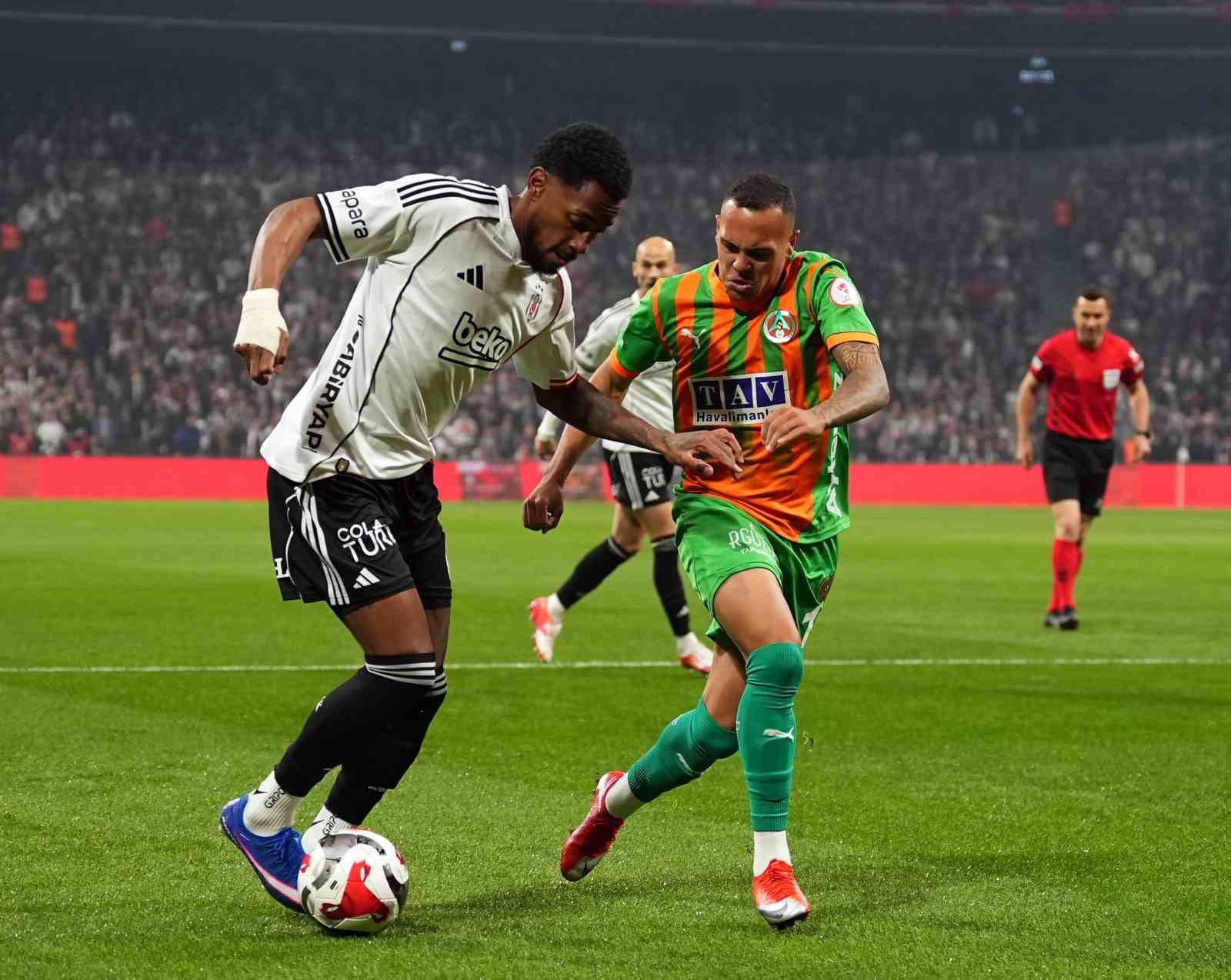 Ziraat Türkiye Kupası: Beşiktaş: 0 - Corendon Alanyaspor: 0 (Maç devam ediyor) 29 ziraat turkiye kupasi besiktas 0 corendon alanyaspor 0 mac devam ediyor 25 WGOWwMQg