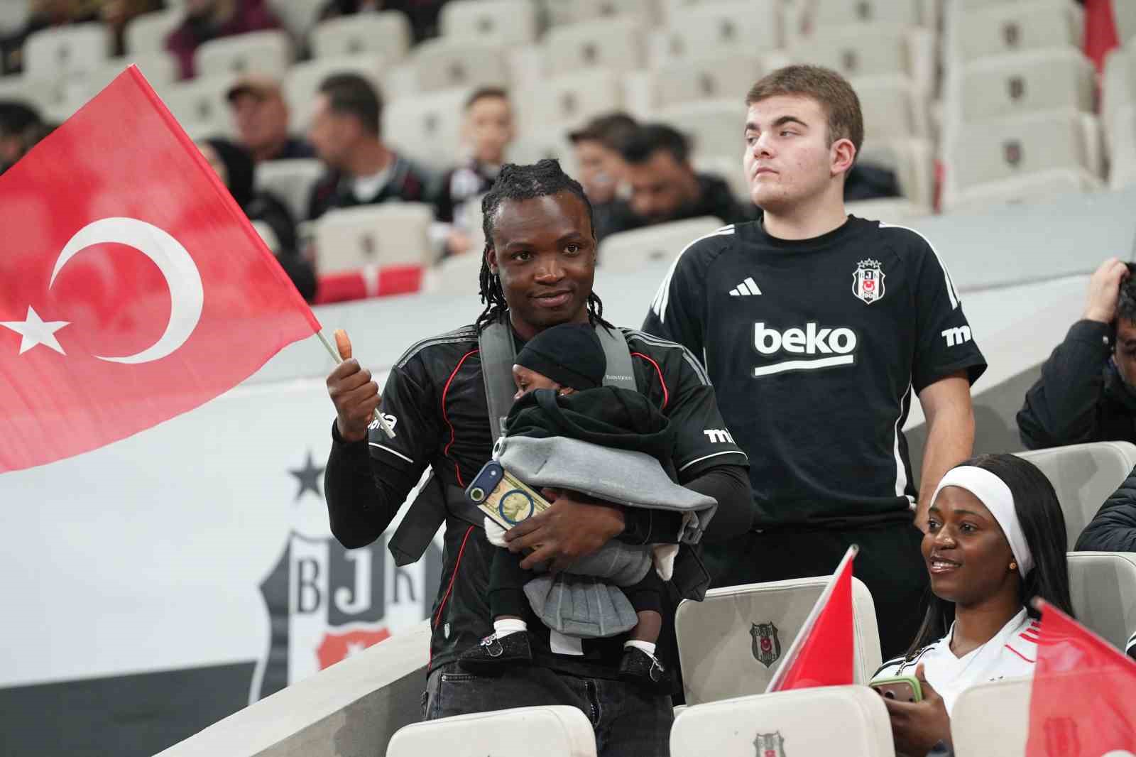 Ziraat Türkiye Kupası: Beşiktaş: 0 - Corendon Alanyaspor: 0 (Maç devam ediyor) 8 ziraat turkiye kupasi besiktas 0 corendon alanyaspor 0 mac devam ediyor 4 ryLLVHB2