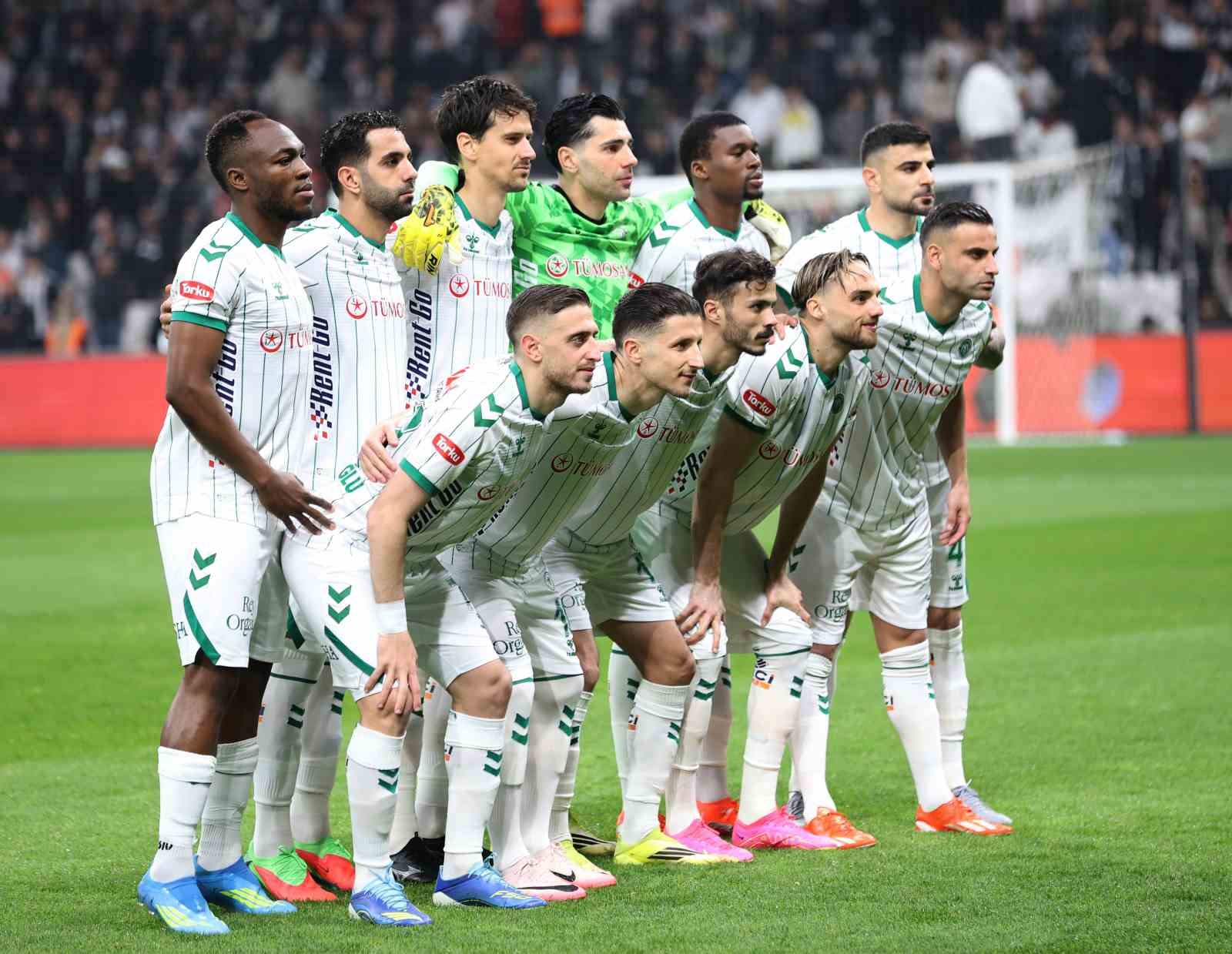 ziraat turkiye kupasi besiktas 0 konyaspor 0 mac devam ediyor 13 Zr7U3EaL