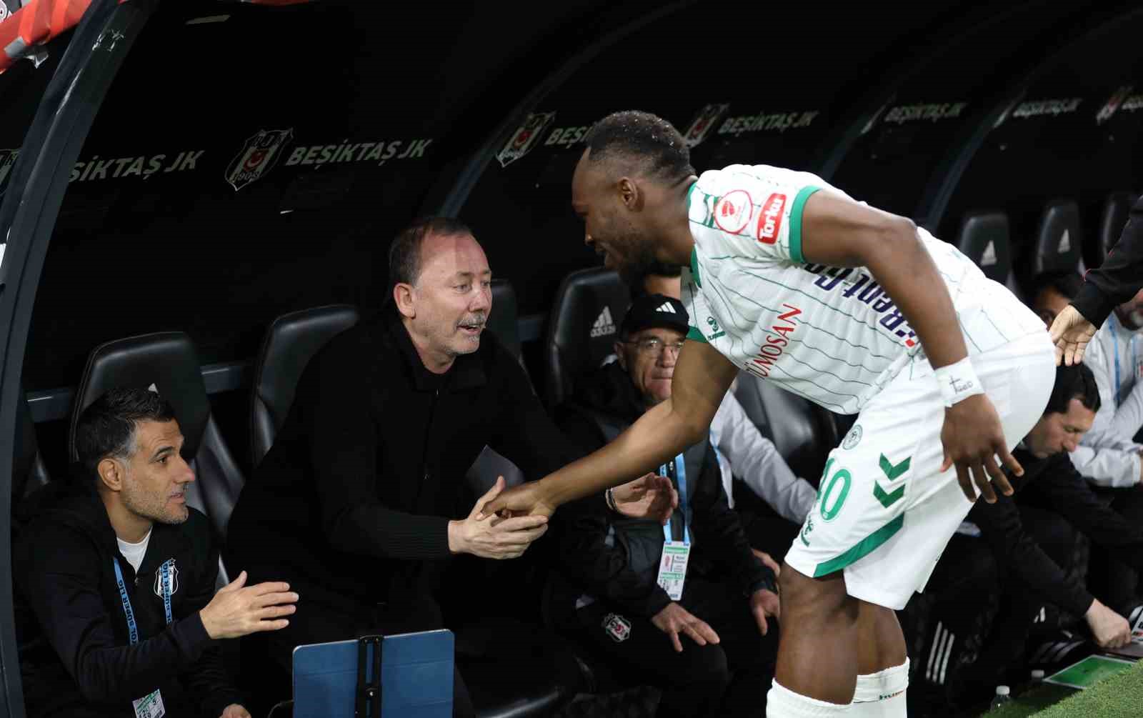 ziraat turkiye kupasi besiktas 0 konyaspor 0 mac devam ediyor 14 5BzNK1Ly