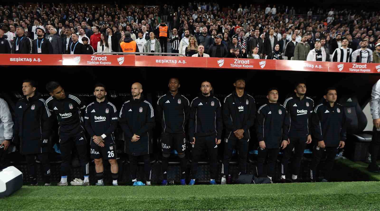 ziraat turkiye kupasi besiktas 0 konyaspor 0 mac devam ediyor 8 R2ePvBk5