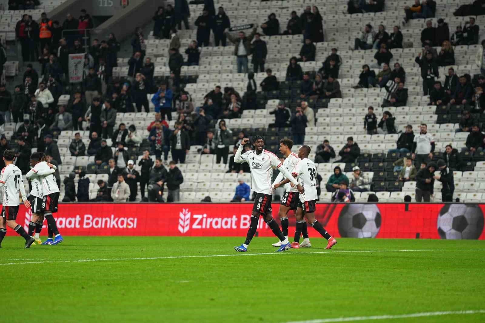 Ziraat Türkiye Kupası: Beşiktaş: 1 - Ankara Keçiörengücü: 0 (Maç devam ediyor) 23 ziraat turkiye kupasi besiktas 1 ankara keciorengucu 0 mac devam ediyor 19 Xeh2pOMT