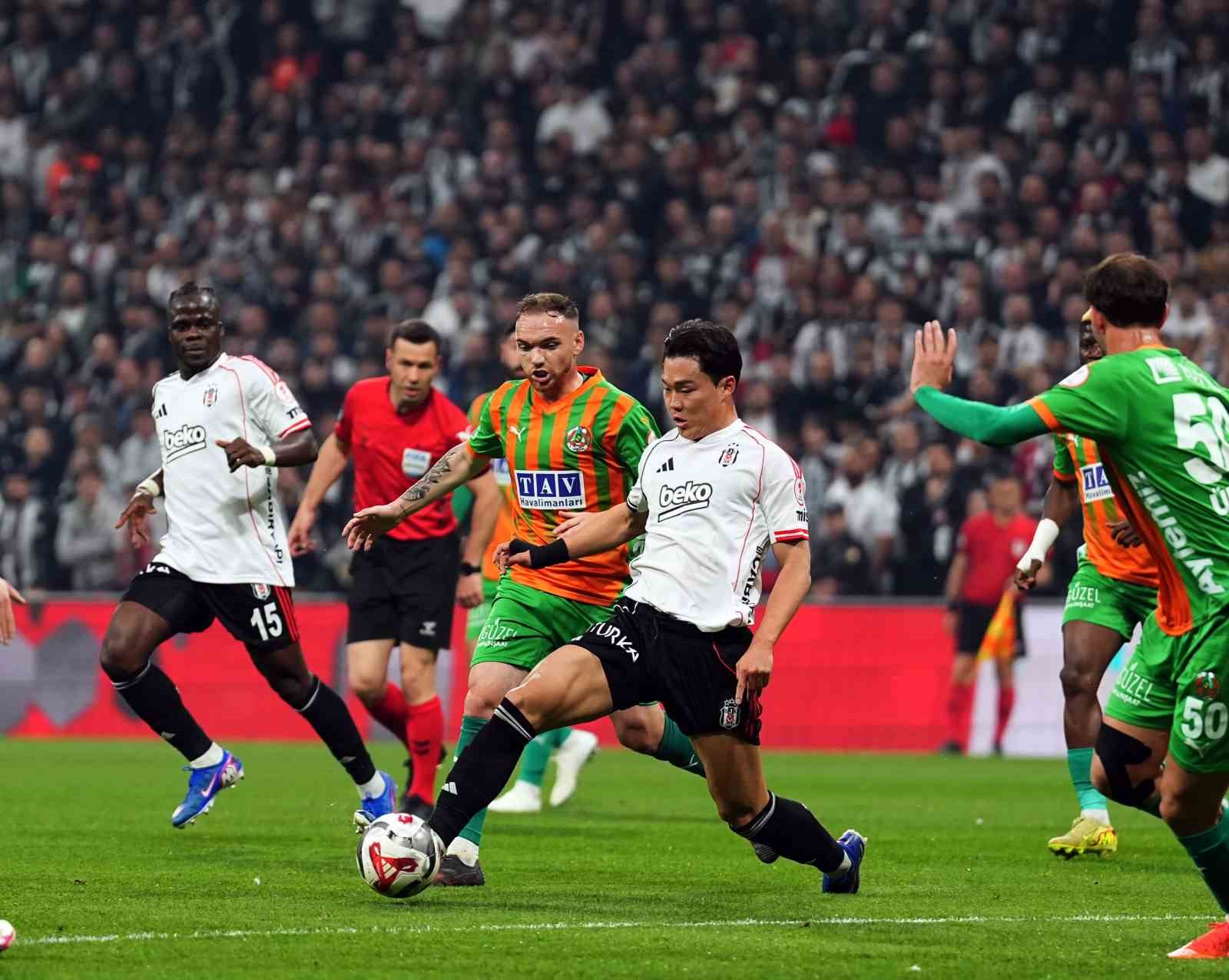 ziraat turkiye kupasi besiktas 1 corendon alanyaspor 0 ilk yari 0 IBtdHR4d