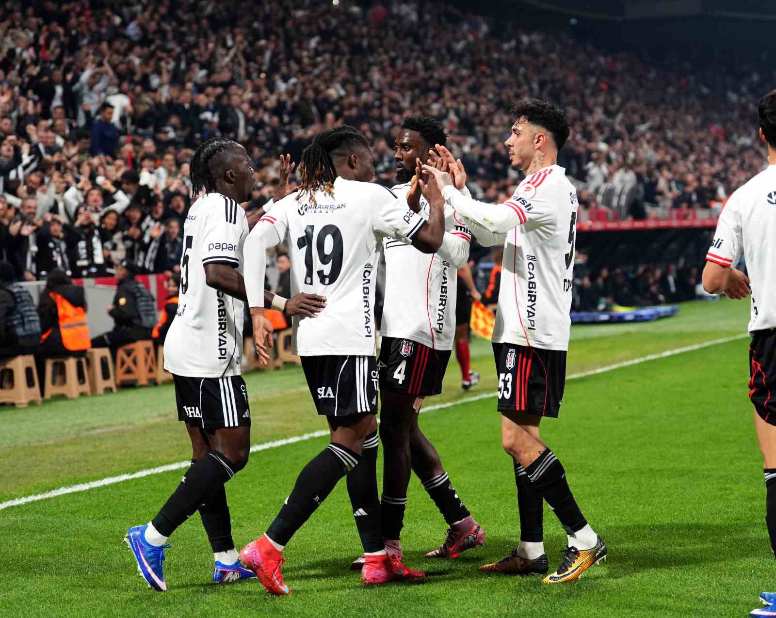 ziraat turkiye kupasi besiktas 1 corendon alanyaspor 0 ilk yari 11 QizkvKYQ